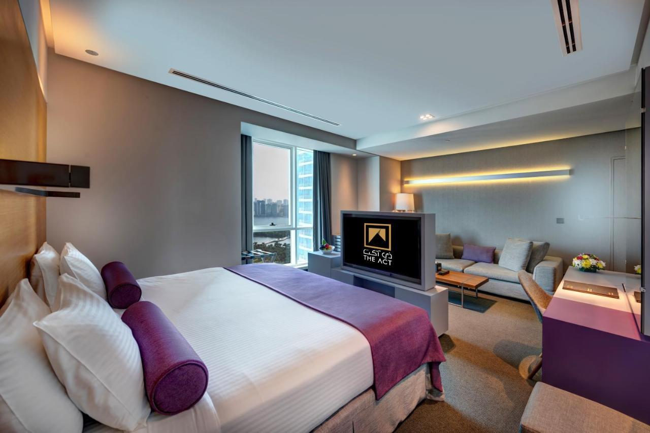 The Act Hotel Шарджа Екстер'єр фото