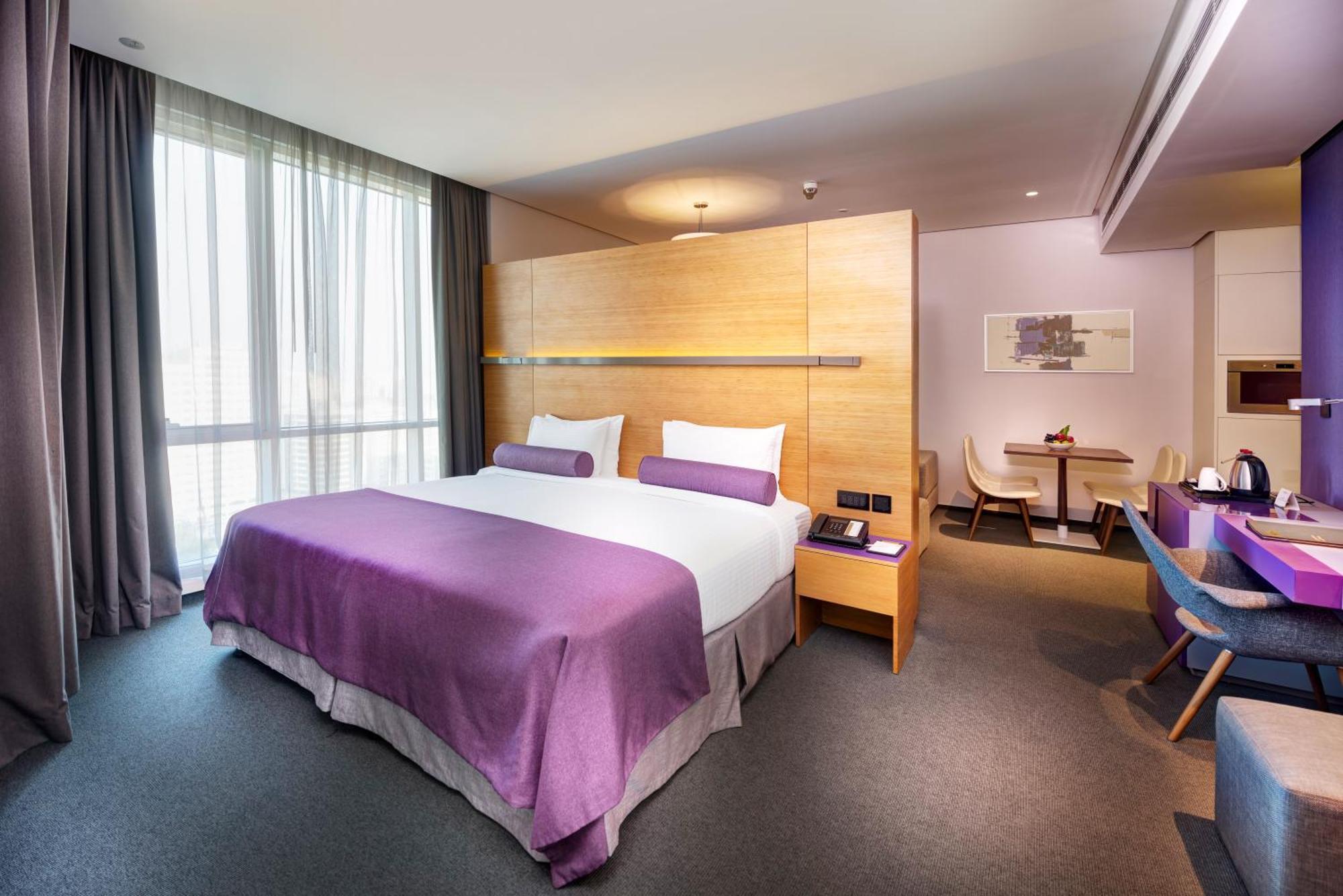 The Act Hotel Шарджа Екстер'єр фото Suite