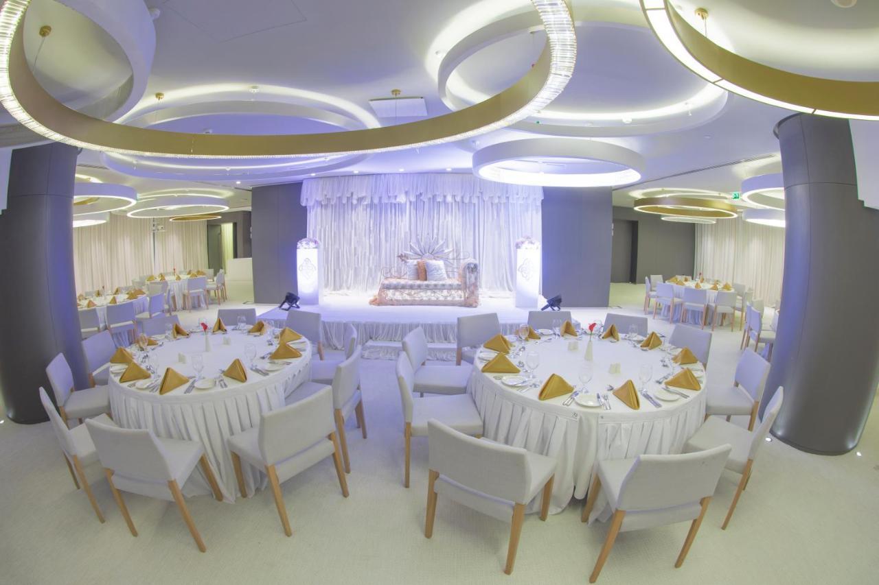 The Act Hotel Шарджа Зручності фото The ballroom