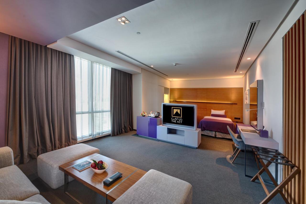 The Act Hotel Шарджа Екстер'єр фото